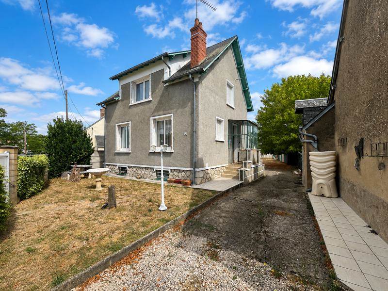Vente Maison CIVRAY - 5 pièces -126 m² - (18290)