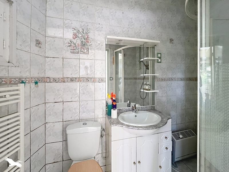 Vente Maison Civray - 6 pièces -170 m² - (18290)
