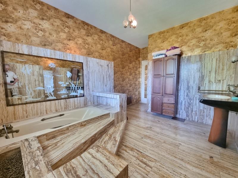 Vente Maison ST FLORENT SUR CHER - 5 pièces -156 m² - (18400)
