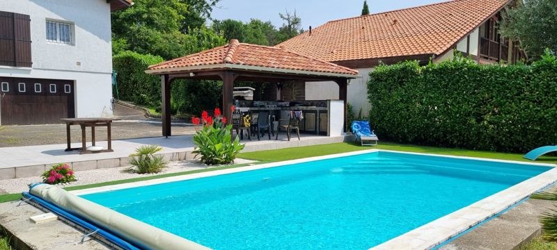 Vente Maison ST PIERRE DU MONT - 7 pièces -179 m² - (40280)
