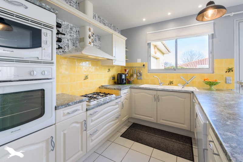 Vente Maison ST PIERRE DU MONT - 4 pièces -140 m² - (40280)