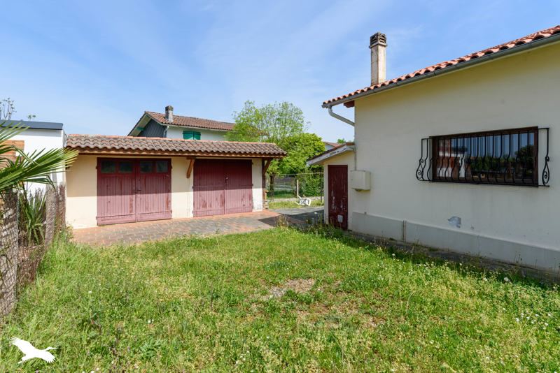 Vente Maison Saint-Pierre-du-Mont - 6 pièces -140 m² - (40280)