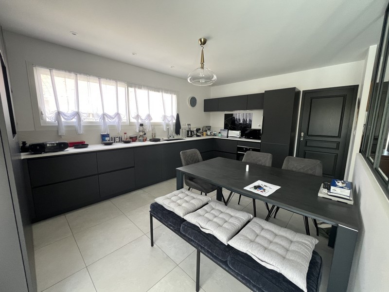 Vente Maison ST PIERRE DU MONT - 5 pièces -120 m² - (40280)