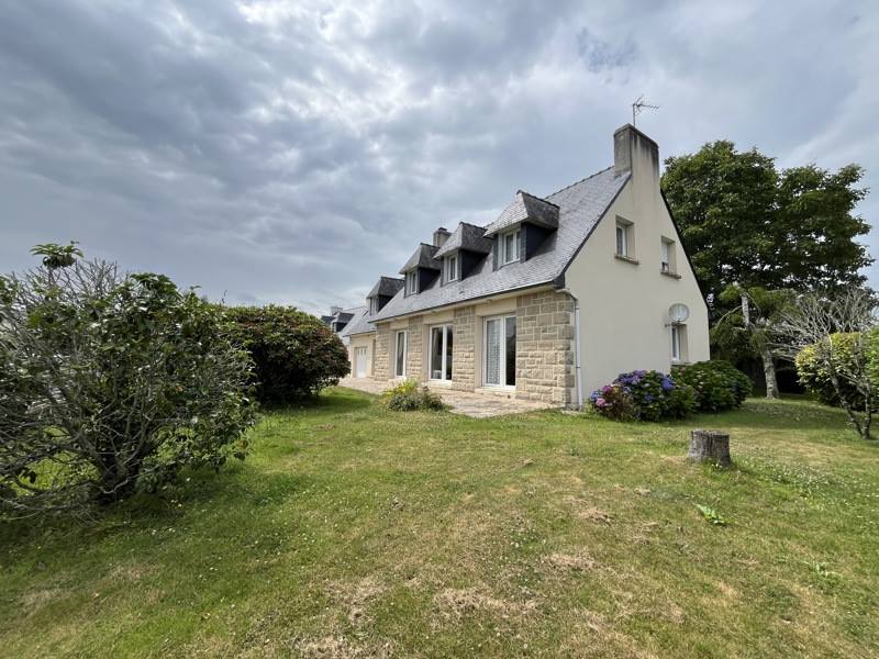 Vente Maison GOUESNACH - 5 pièces -160 m² - (29950)