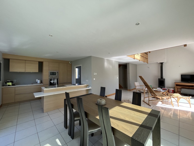 Vente Maison COMBRIT - 4 pièces -144 m² - (29120)