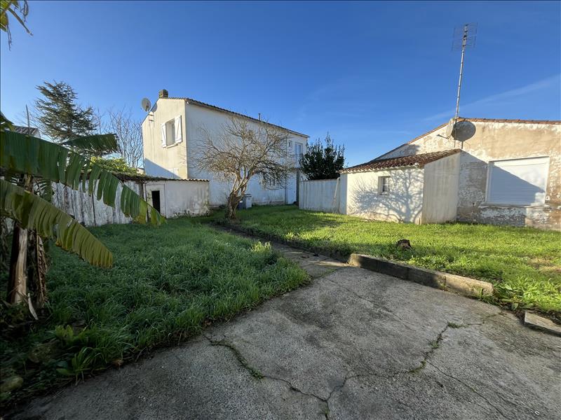 Vente Maison LA FLOTTE - 9 pièces -183 m² - (17630)