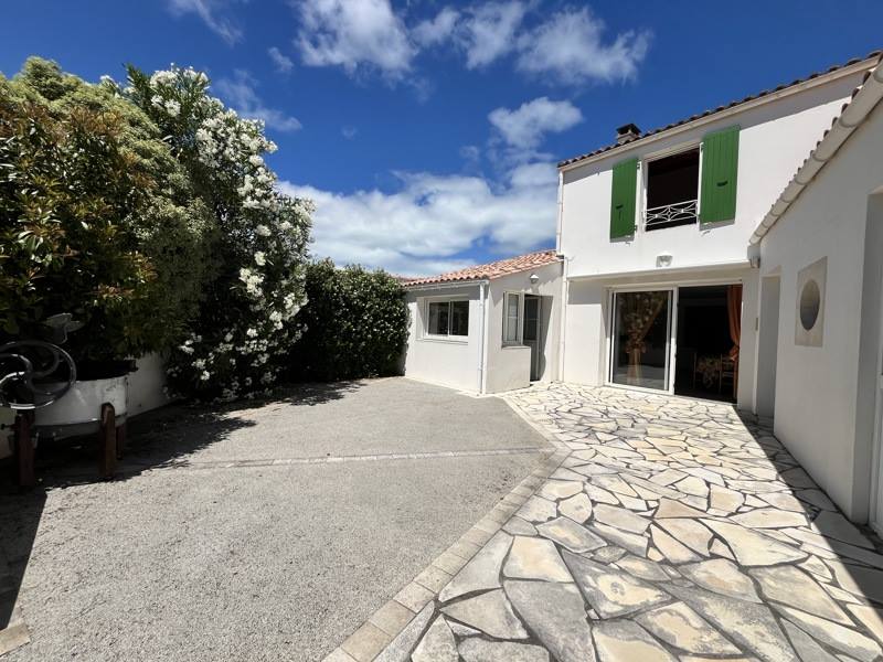 Vente Maison LA FLOTTE - 3 pièces -125 m² - (17630)