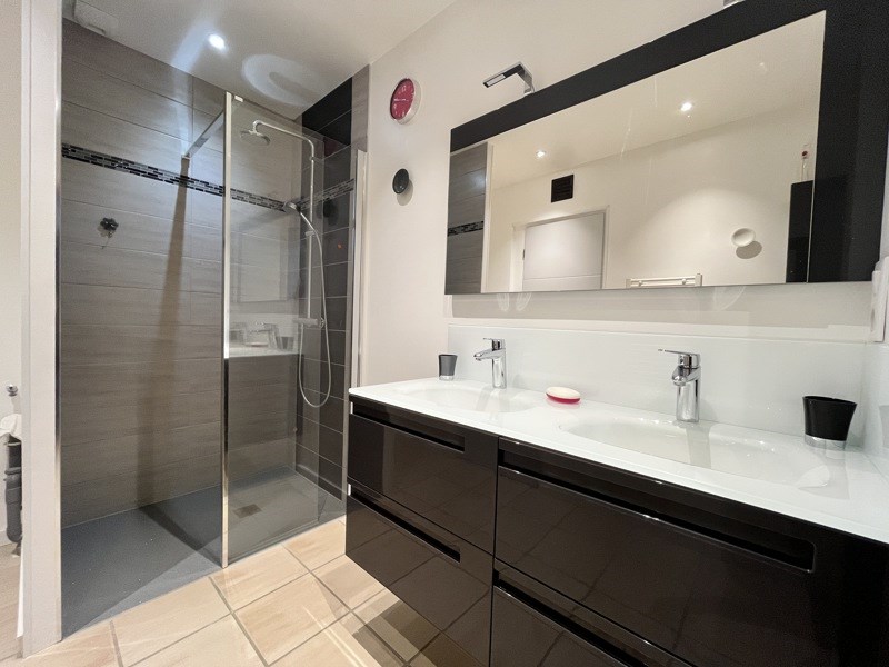 Vente Maison LA FLOTTE - 3 pièces -125 m² - (17630)