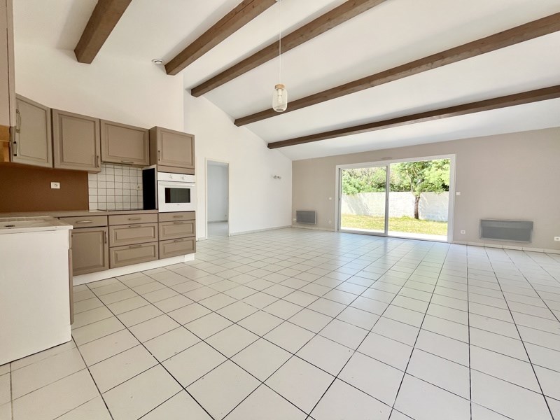 Vente Maison LA FLOTTE - 5 pièces -112 m² - (17630)