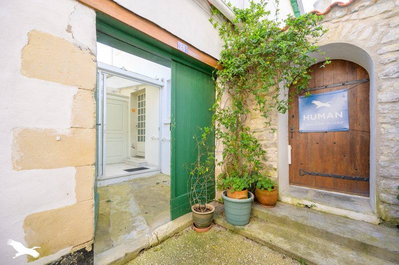 Vente Maison LA FLOTTE - 4 pièces -93 m² - (17630)