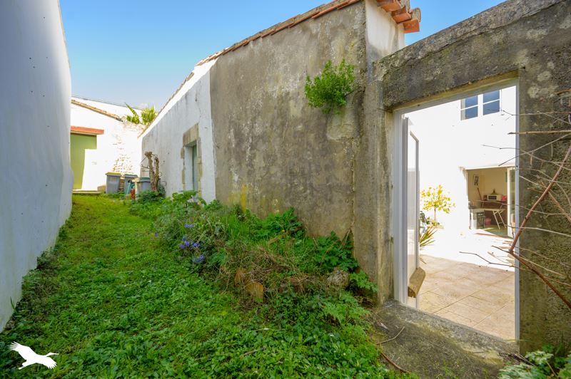 Vente Maison LA FLOTTE - 5 pièces -107 m² - (17630)