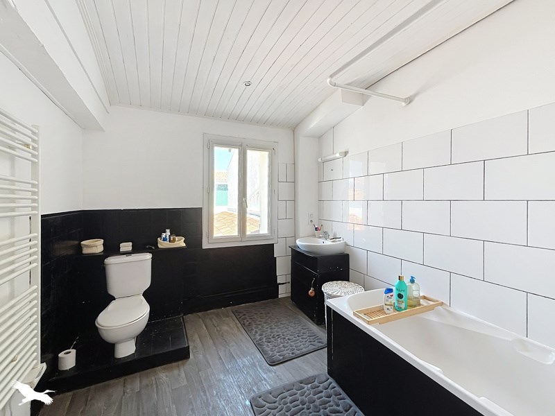 Vente Maison LA COUARDE SUR MER - 4 pièces -89 m² - (17670)