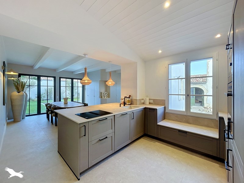 Vente Maison STE MARIE DE RE - 6 pièces -140 m² - (17740)