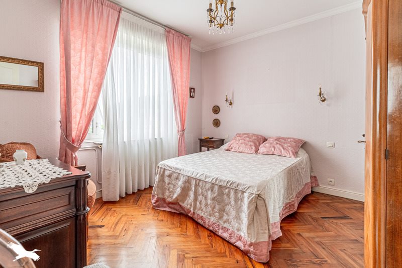 Vente Maison VILLENAVE D ORNON - 5 pièces -116 m² - (33140)