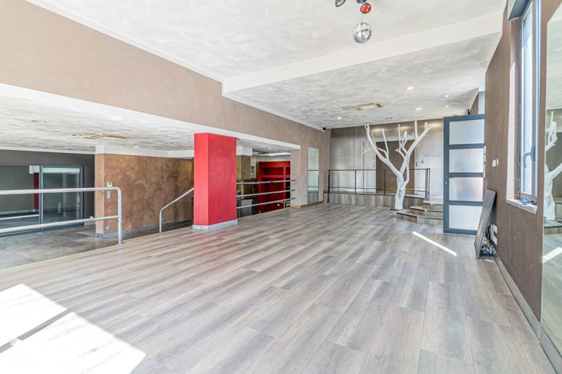 Vente Maison VILLENAVE D ORNON - 6 pièces -240 m² - (33140)