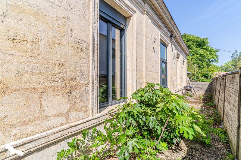 Vente Maison VILLENAVE D ORNON - 6 pièces -240 m² - (33140)