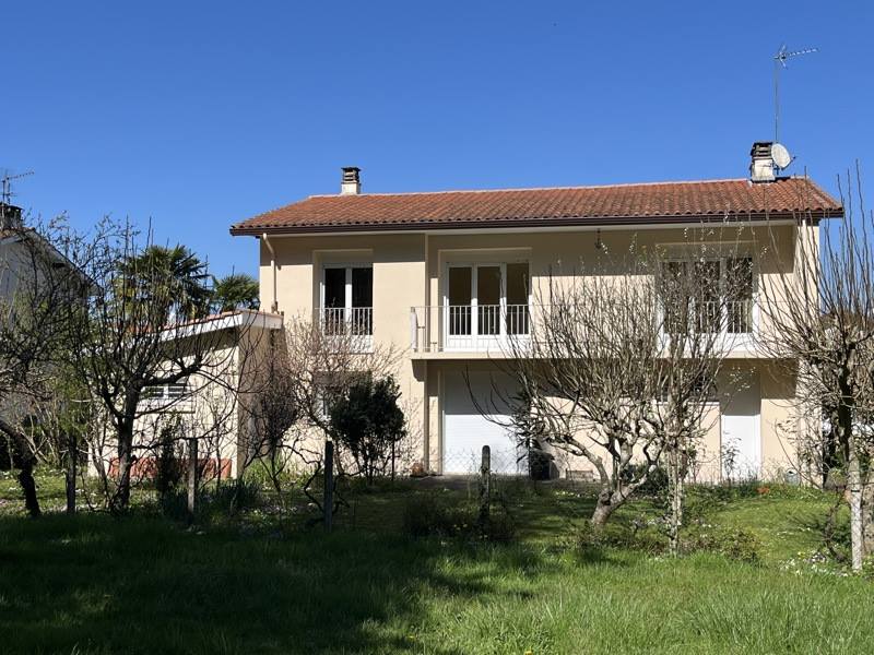 Vente Maison MAZERES LEZONS - 5 pièces -140 m² - (64110)