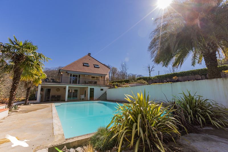 Vente Maison GAN - 7 pièces -178 m² - (64290)