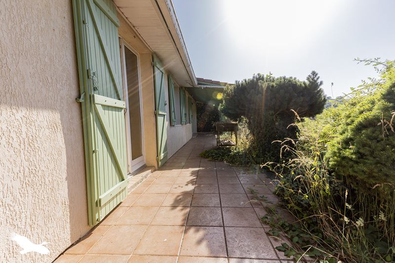 Maison 5 pièces 95 m² · à Lacommande · 95 m² · 231 440 €
