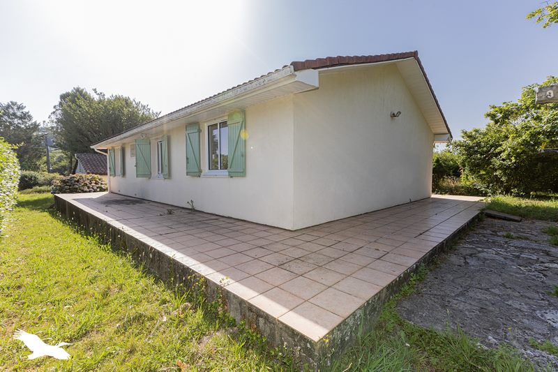 Vente Maison LACOMMANDE - 5 pièces -95 m² - (64360)