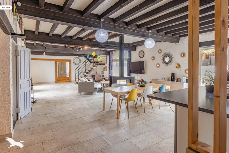 Vente Maison ARTIGUELOUVE - 7 pièces -200 m² - (64230)
