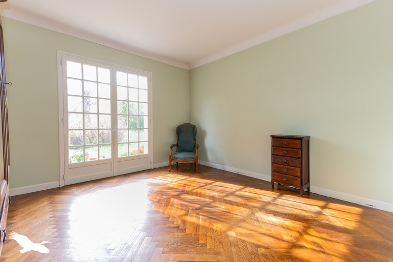 Vente Maison ARTIGUELOUVE - 7 pièces -137 m² - (64230)