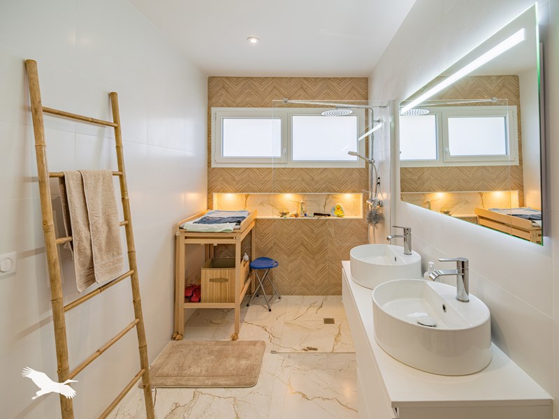 Vente Maison AUSSEVIELLE - 6 pièces -145 m² - (64230)