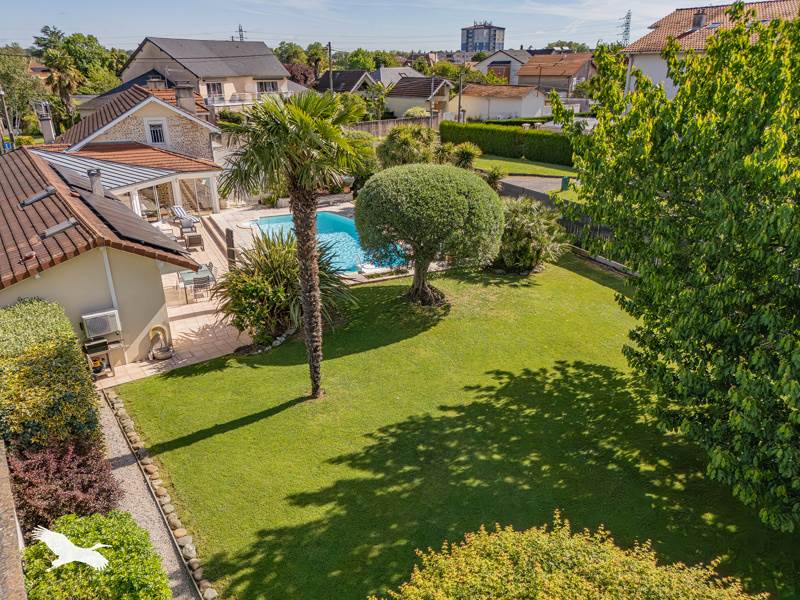 Vente Maison LONS - 5 pièces -180 m² - (64140)