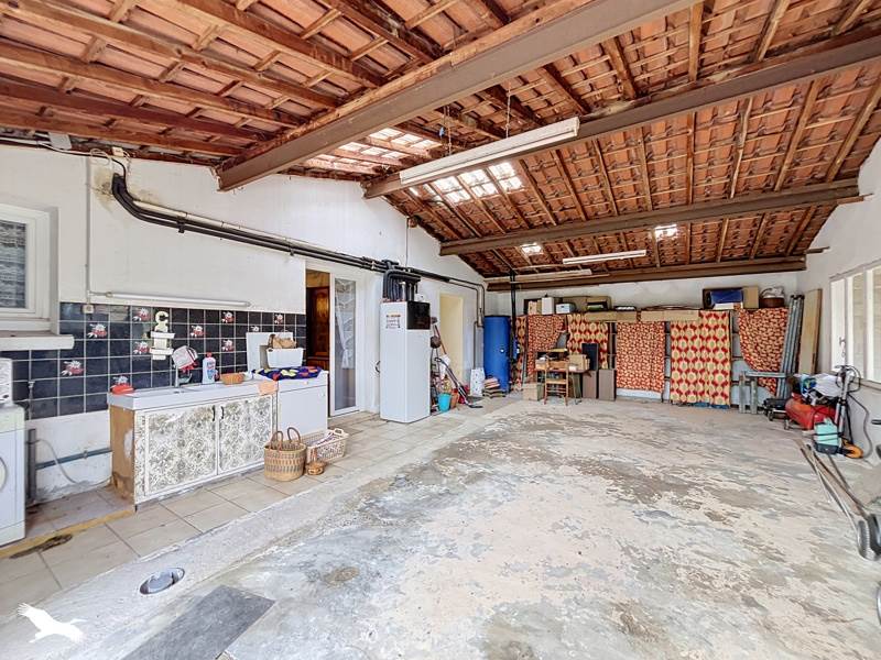 Vente Maison Lons - 8 pièces -187 m² - (64140)