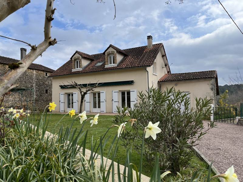 Vente Maison SOURZAC - 7 pièces -233 m² - (24400)