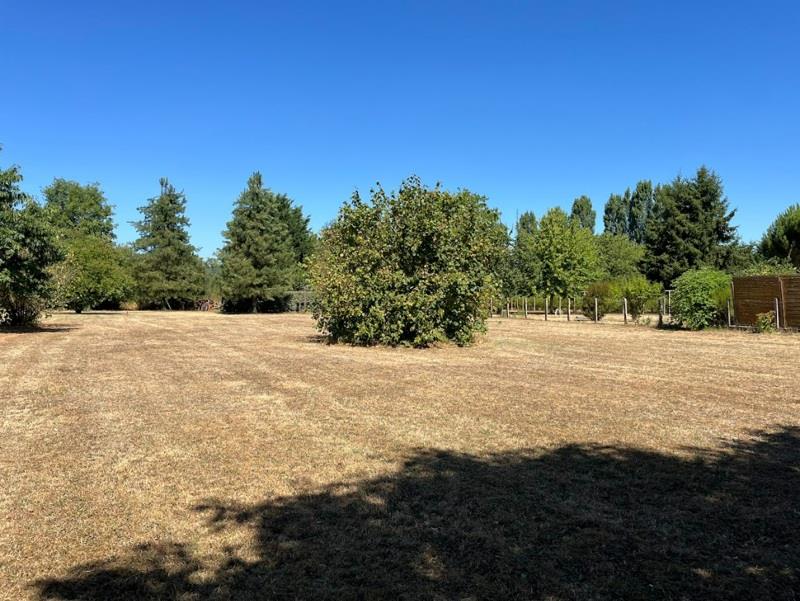 Vente Terrain NEUVIC - -1500 m² - (24190)