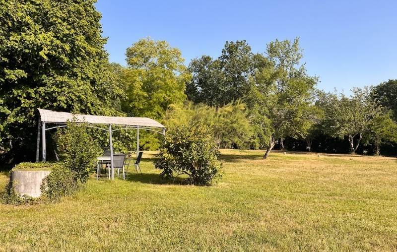 Vente Maison VALLEREUIL - 6 pièces -185 m² - (24190)