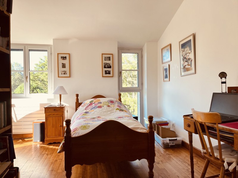 Vente Maison ST ETIENNE DE PUYCORBIER - 5 pièces -280 m² - (24400)