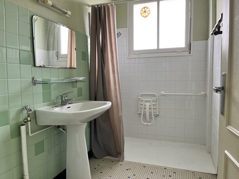 Vente Maison NEUVIC - 3 pièces -102 m² - (24190)