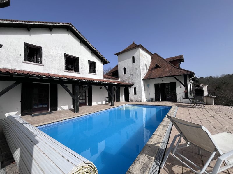 Vente Maison SOURZAC - 8 pièces -260 m² - (24400)