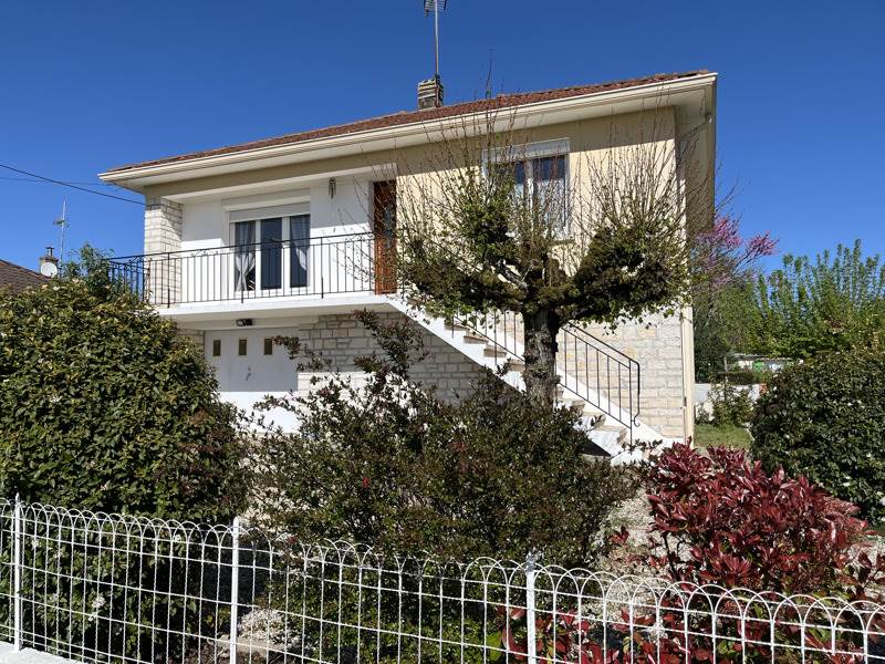 Vente Maison NEUVIC - 4 pièces -75 m² - (24190)