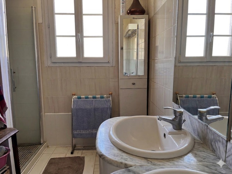 Vente Maison NEUVIC - 6 pièces -135 m² - (24190)