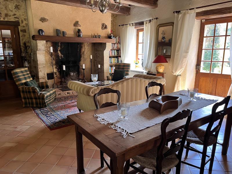 Vente Maison ISSAC - 7 pièces -200 m² - (24400)