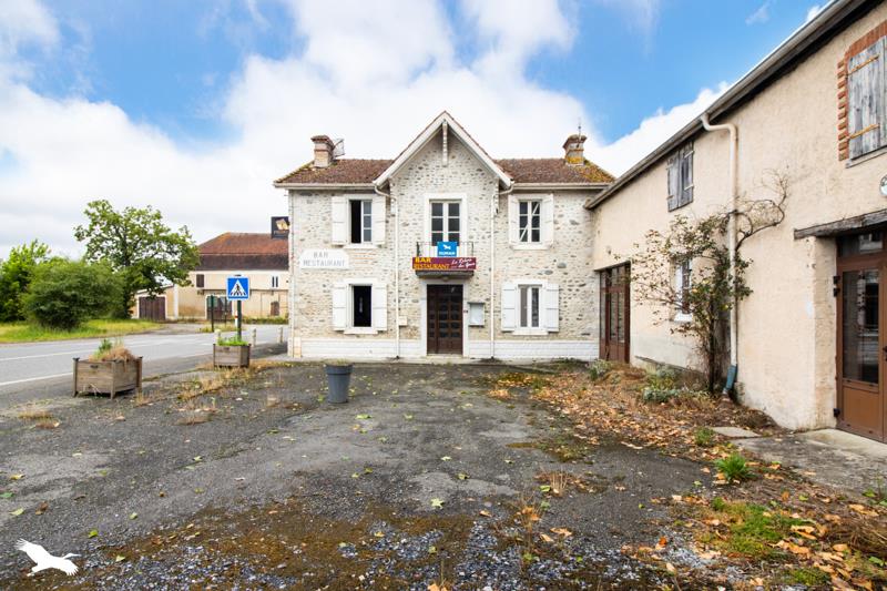 Vente Maison BARRAUTE CAMU - 11 pièces -352 m² - (64390)
