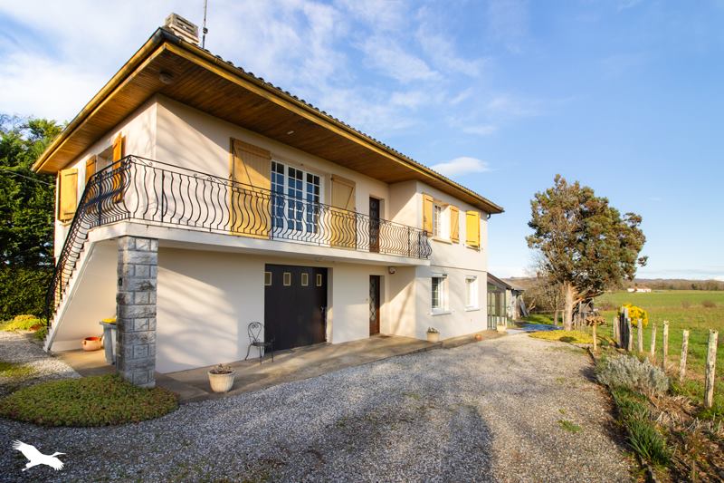 Vente Maison Saint-Dos - 9 pièces -186 m² - (64270)