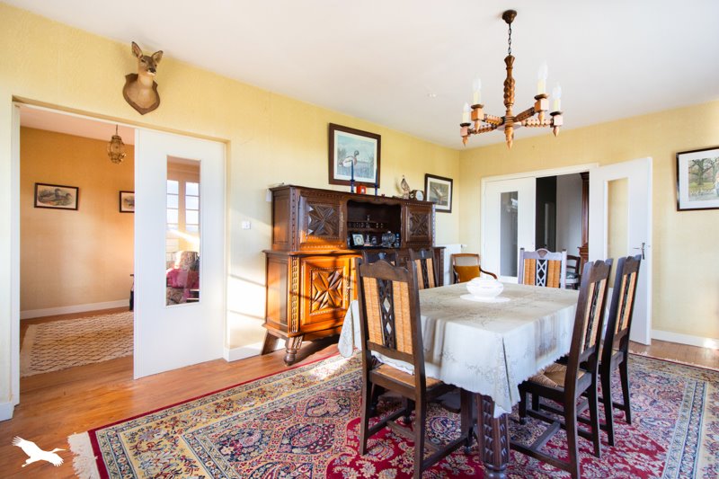 Vente Maison Saint-Dos - 9 pièces -186 m² - (64270)