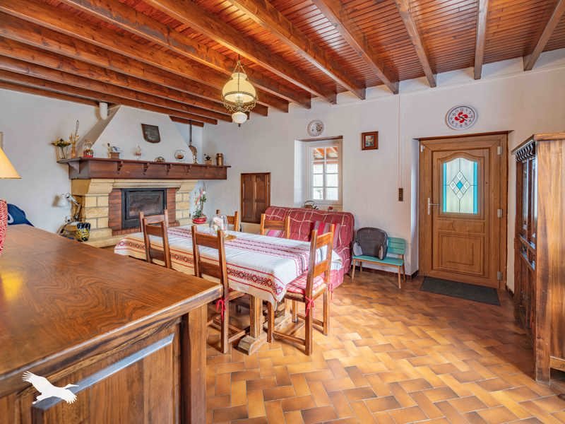 Vente Maison Tabaille-Usquain - 5 pièces -89 m² - (64190)