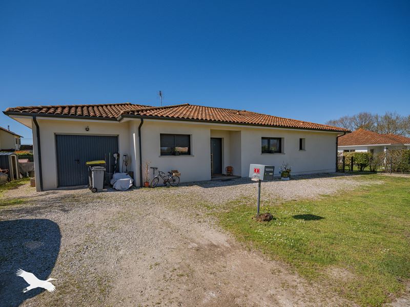 Vente Maison LAHONTAN - 4 pièces -110 m² - (64270)