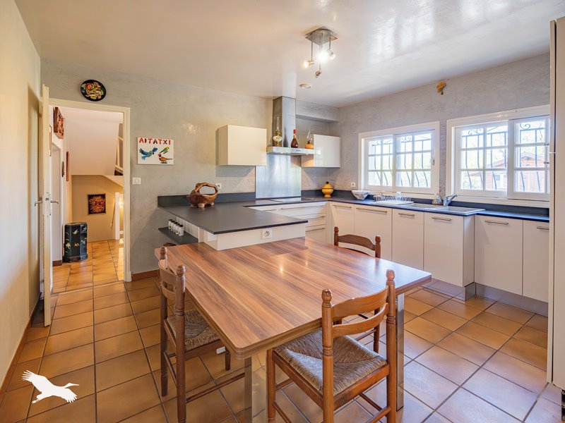 Vente Maison SALIES DE BEARN - 6 pièces -188 m² - (64270)