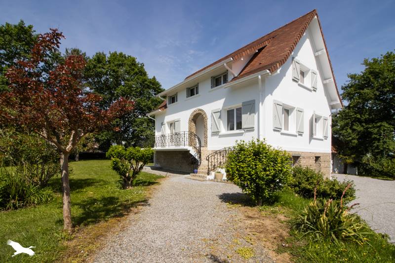 Vente Maison BURGARONNE - 6 pièces -136 m² - (64390)