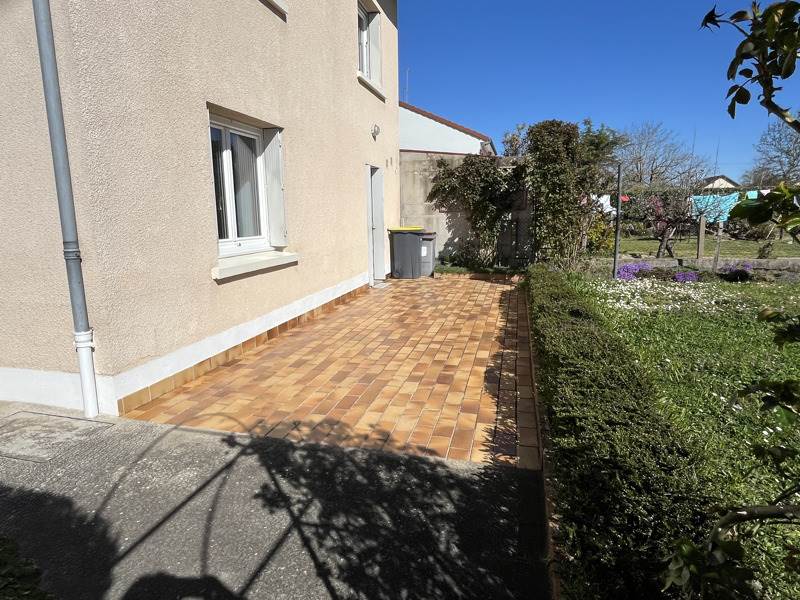 Vente Maison DOMERAT - 6 pièces -125 m² - (03410)