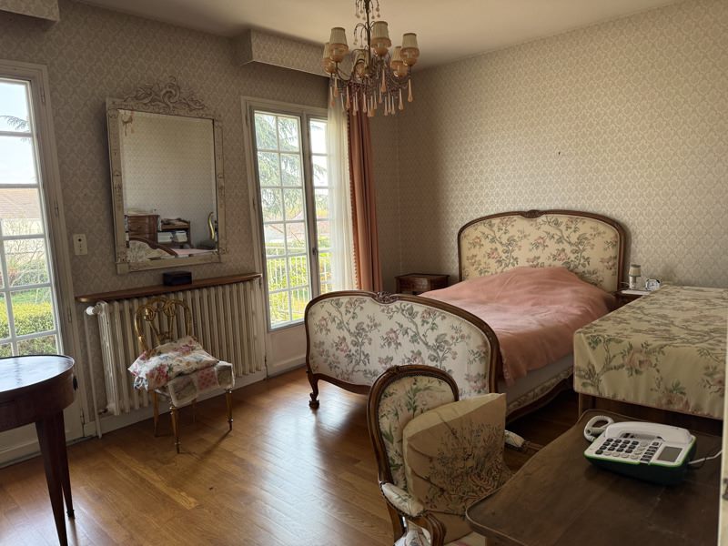 Vente Maison DOMERAT - 6 pièces -206 m² - (03410)