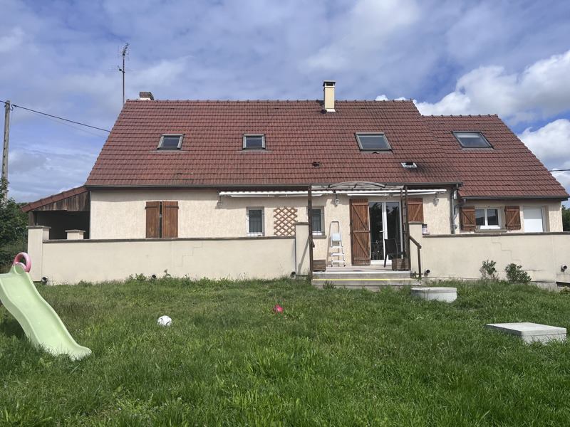 Vente Maison HURIEL - 5 pièces -144 m² - (03380)