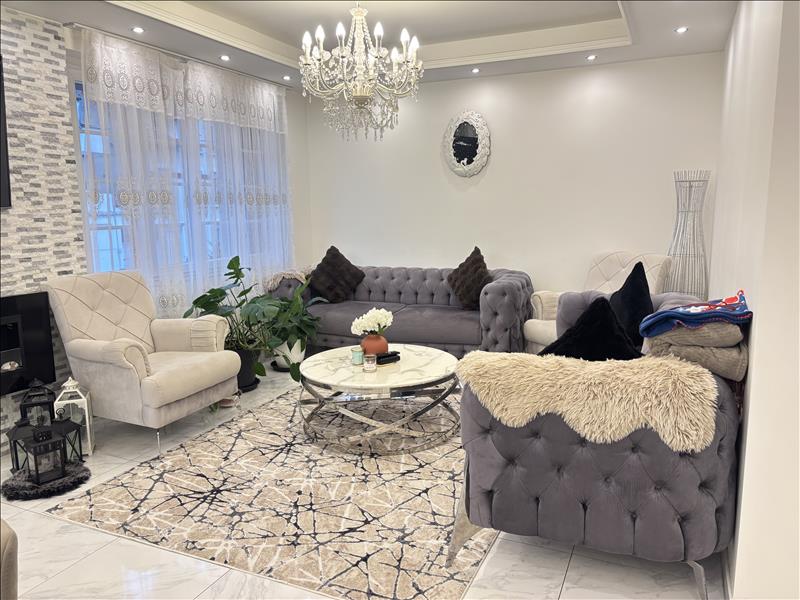 Vente Maison MONTLUCON - 6 pièces -130 m² - (03100)