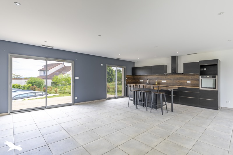 Vente Maison PREMILHAT - 5 pièces -108 m² - (03410)